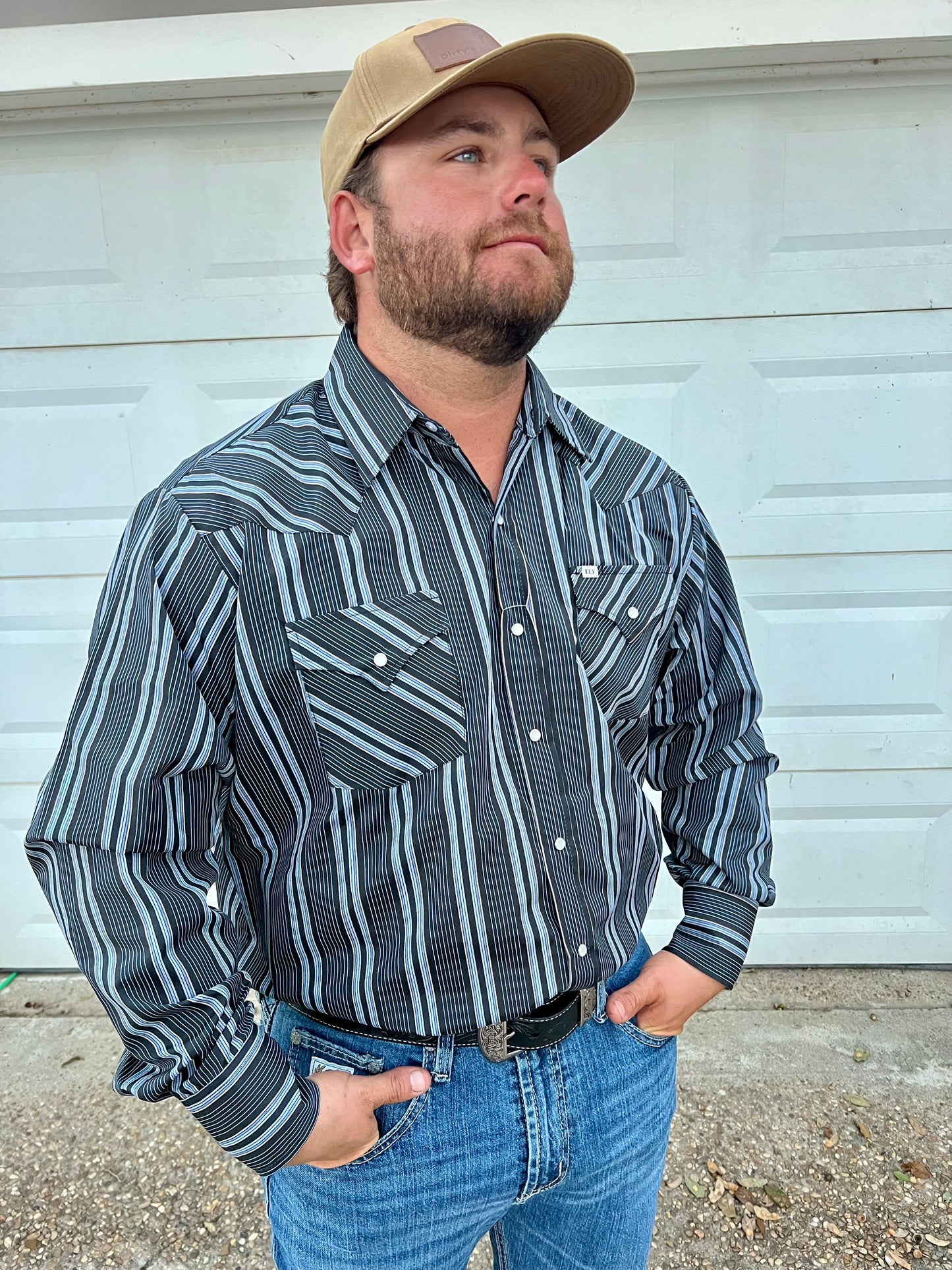 Textured Long Sleeve Pearl Snap