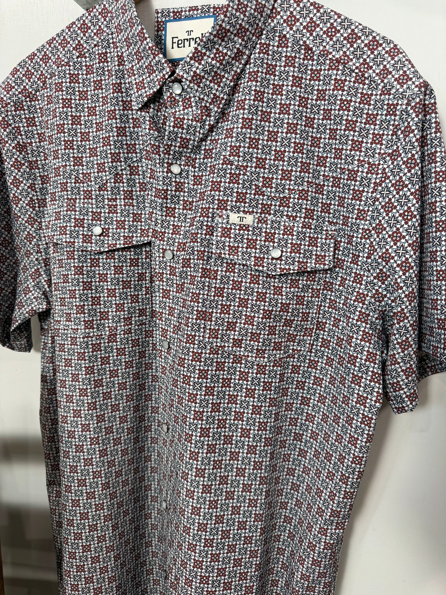 The Colton in Red Short Sleeve Snap