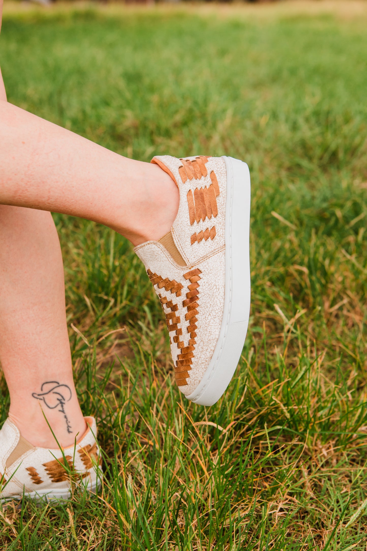 Dakota Tennis Shoe Tan/Cream