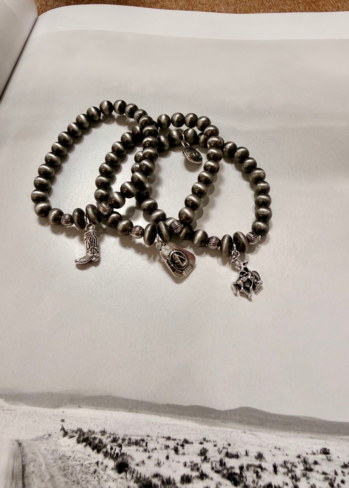 The Tisha Set in Navajo Pearl