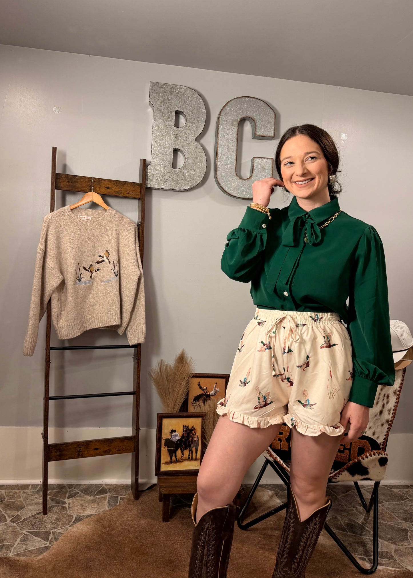 The Jone Tie Top in Hunter Green