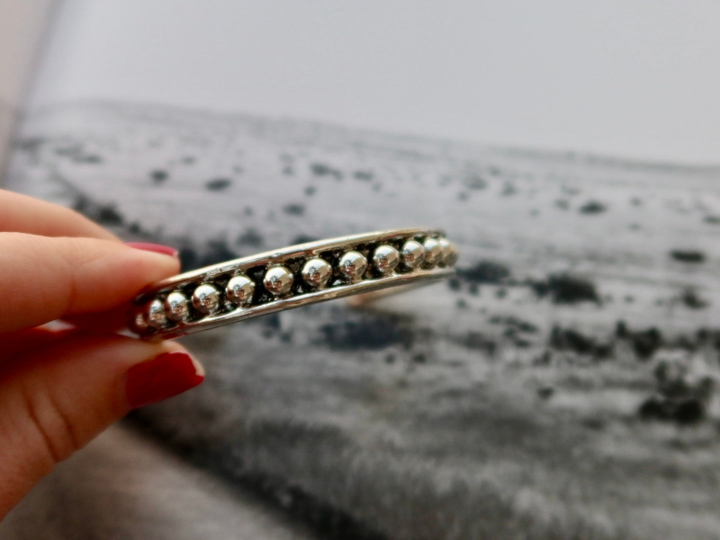 18K Burnished Dotted Bangle- White Gold