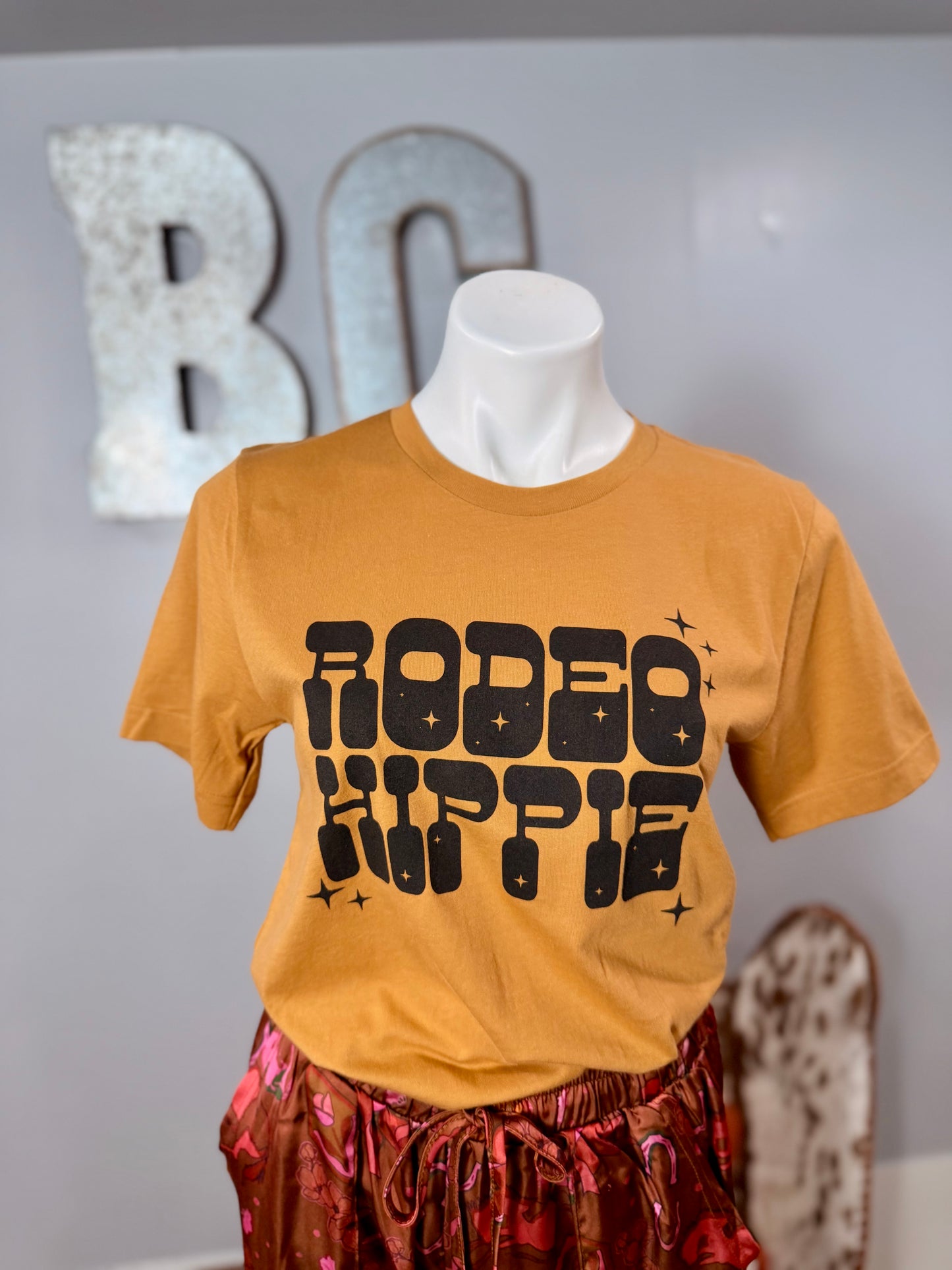 RODEO HIPPIE Retro Graphic