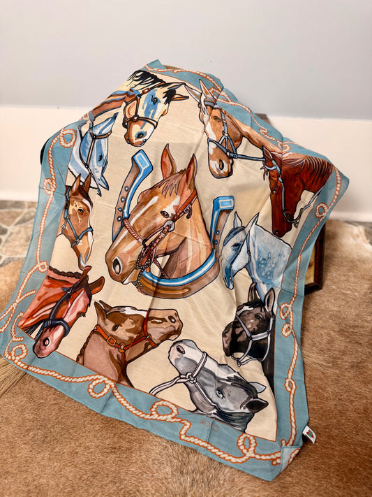 Pretty Little Horses Shorty Wildrag for Stylish Outfits