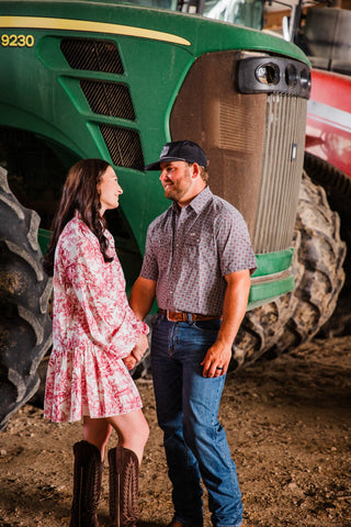 The Colton in Red Short Sleeve Snap