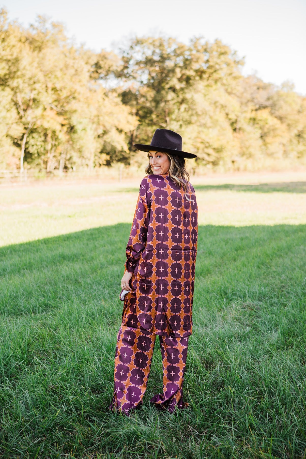 The Dakota Set - Magenta Geo