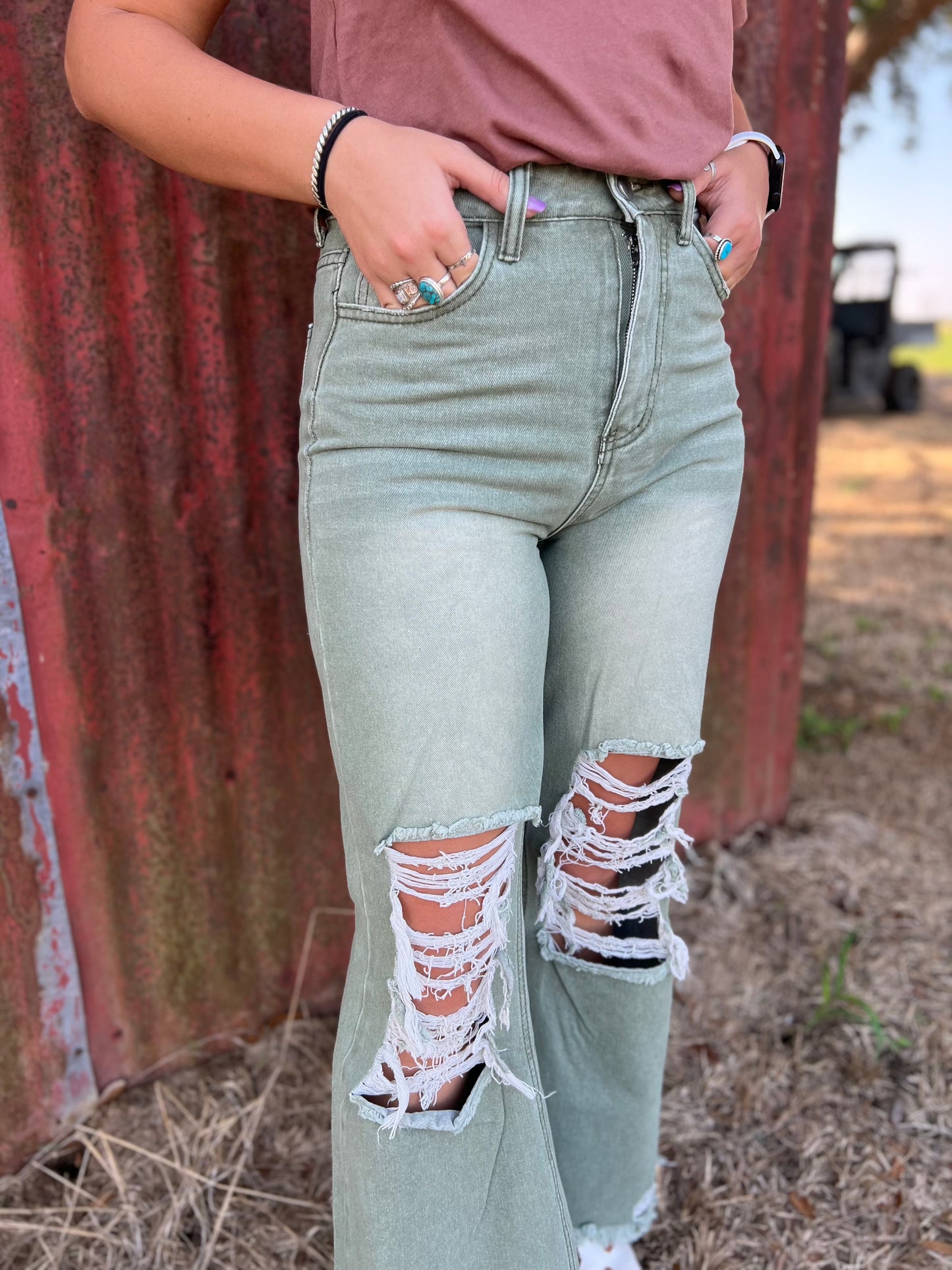 Vintage Ripped Jeans
