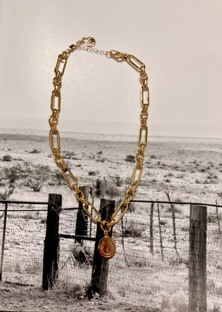 18" Horseshoe Necklace in Gold