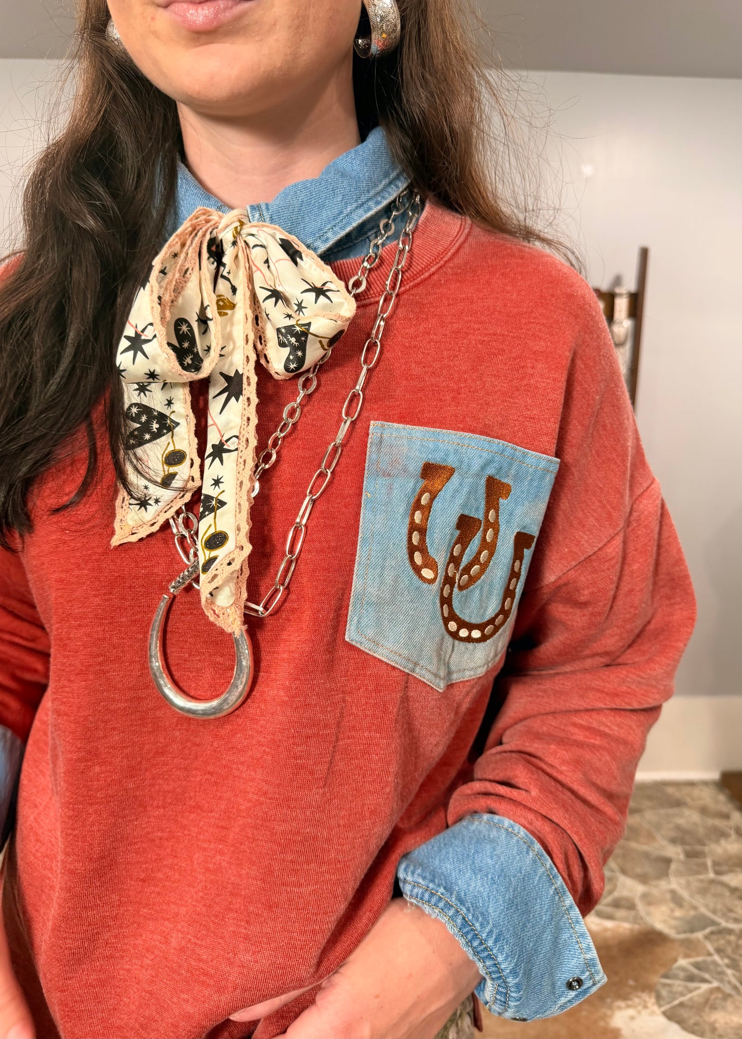 Horseshoe Oversized Sweatshirt