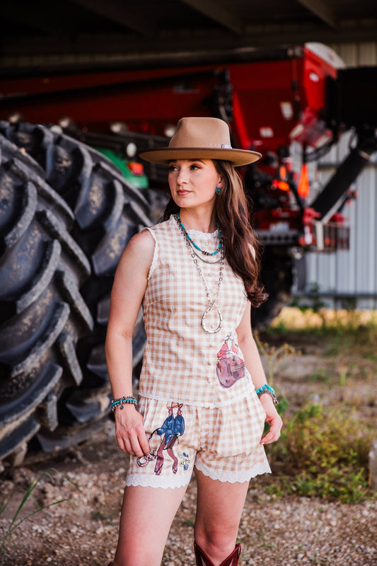 Marshall wool felt Western hat in neutral brown styled with women’s cowgirl outfit and turquoise jewelry