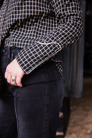 sammy high rise black jean stretchy material front and back pockets cropped wide hem Anniewear